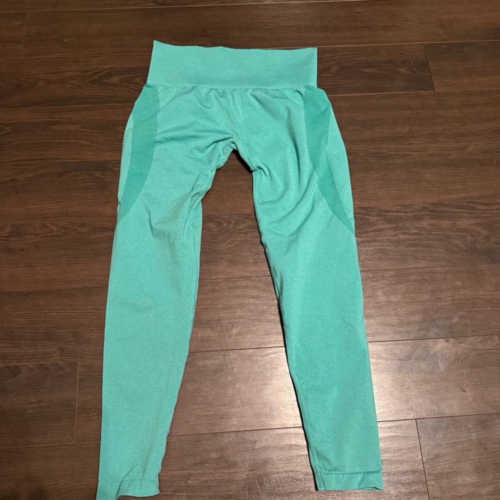 NVGTN Seamless Contour Leggings - Teal / Aqua - Size Large